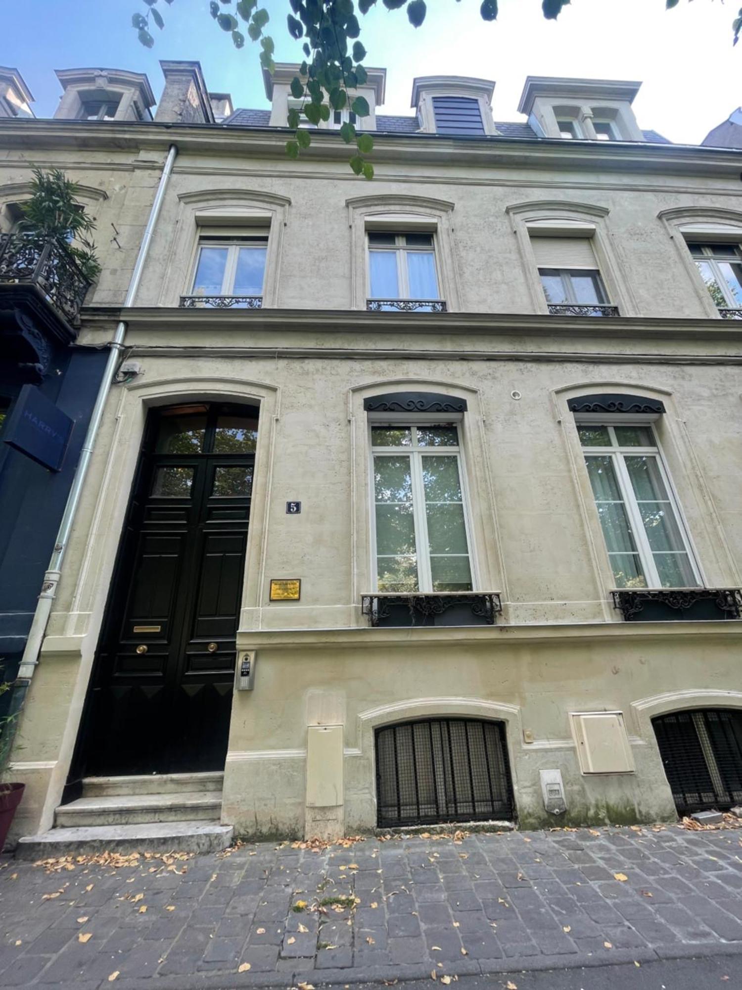 Appartements De Charme Du General Leclerc - Place D'Erlon - Hypercentre - Gare - 랭스 외부 사진