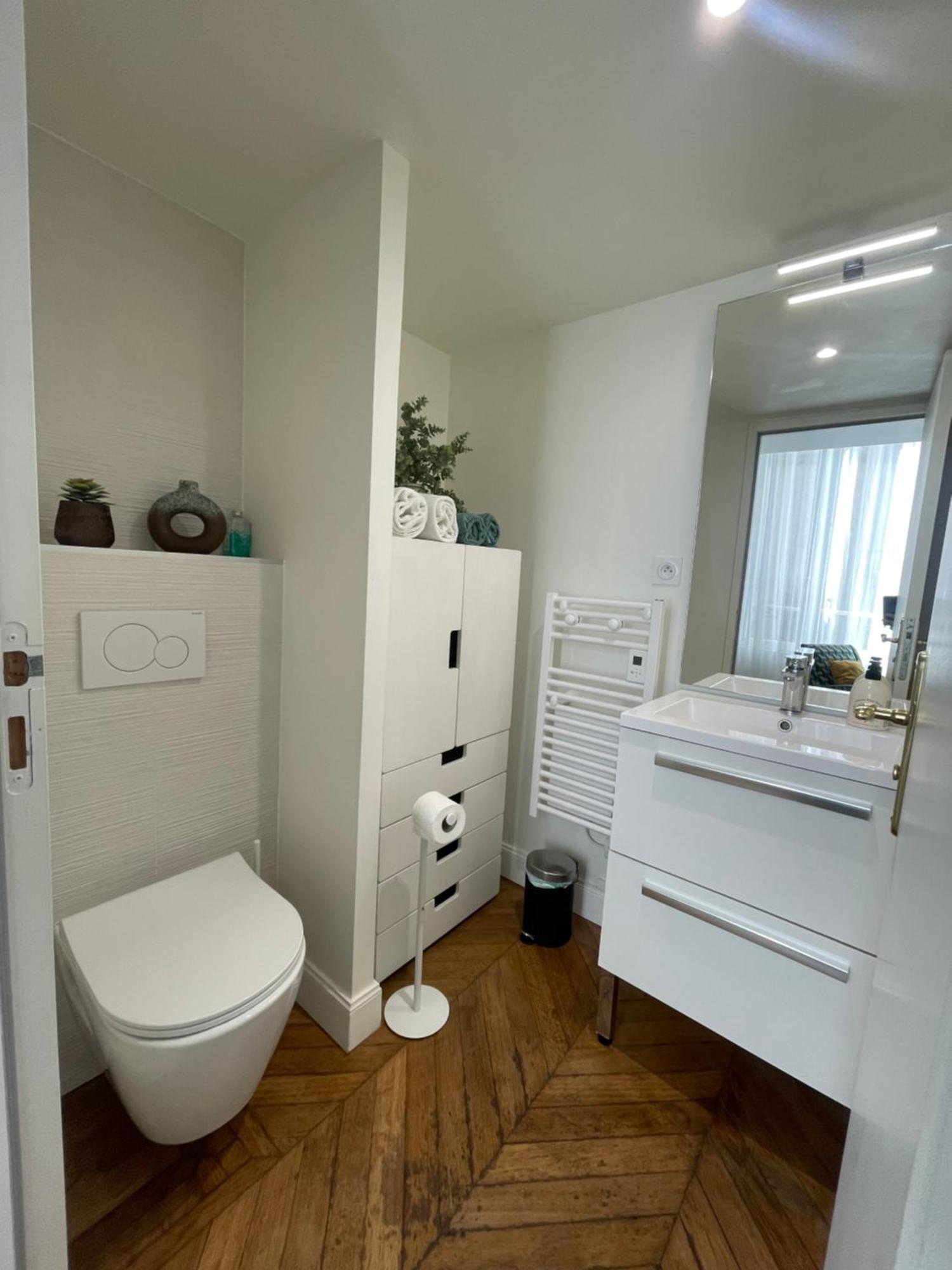 Appartements De Charme Du General Leclerc - Place D'Erlon - Hypercentre - Gare - 랭스 외부 사진